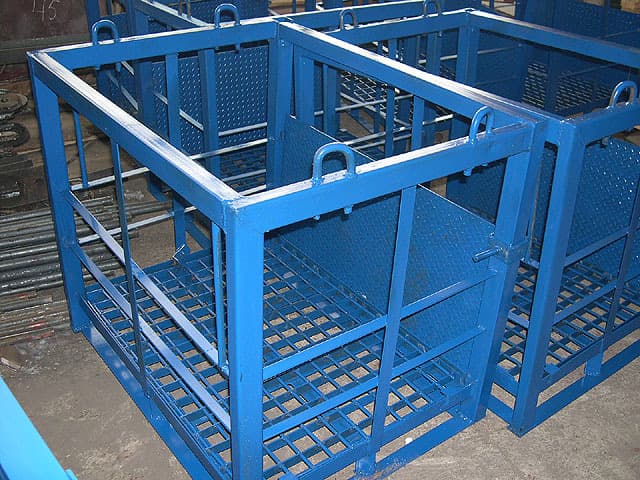 Контейнер для хранения баллонов с газом