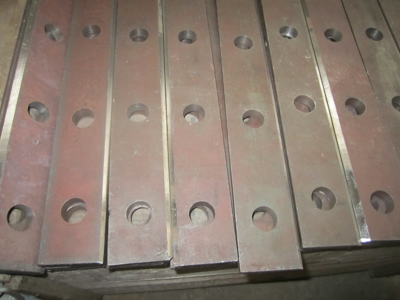 Стальные накладкт стыков крановых рельс