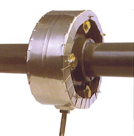 Установка защитного кожуха на трубу