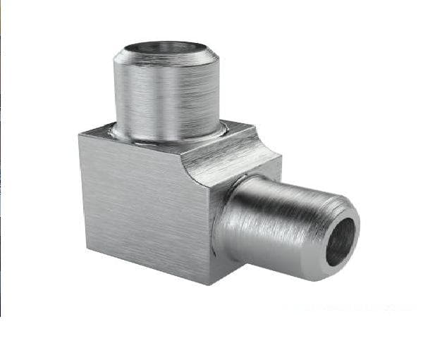 Угольник точеный для трубопровода