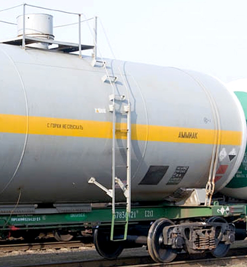 лестницы и площадки на железнодорожных цистернах. лестница на резервуар. лестница цистерны. кольцевая лестница рвс. лестница цистерны.