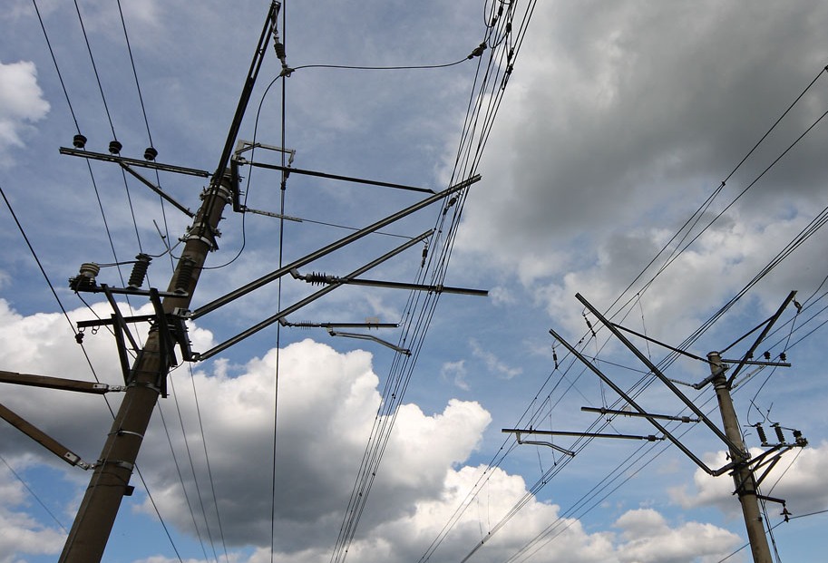 Контактная сеть железной дороги фото