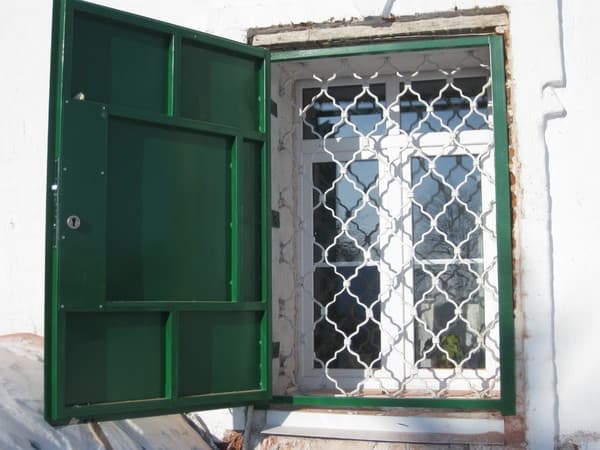 Металлические глухие ставни