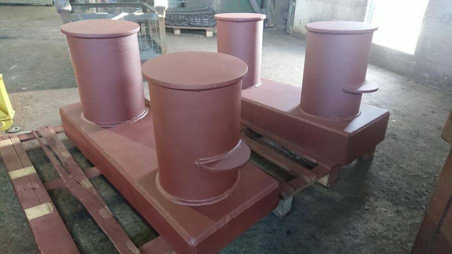 Кнехты стальные