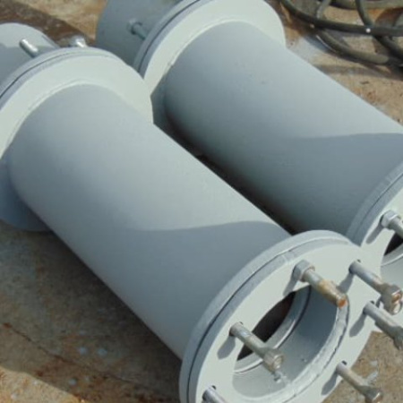 Конструкция пропуска коммуникаций КПК-12