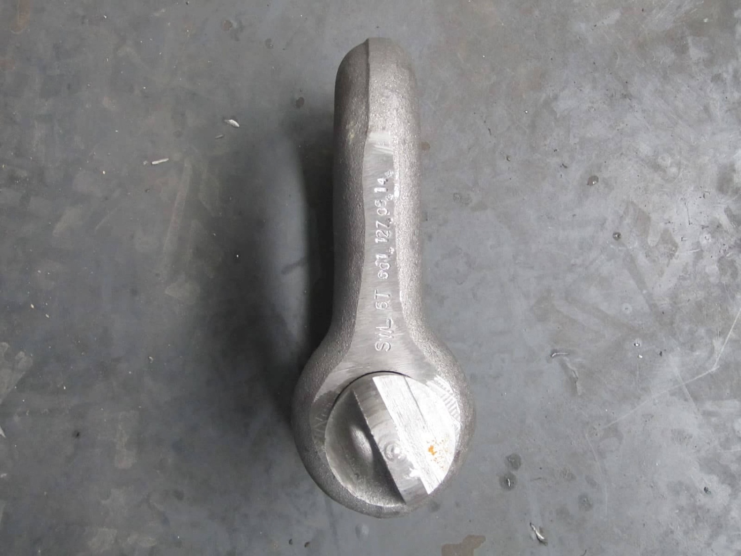 Рым якоря диметром 90 мм